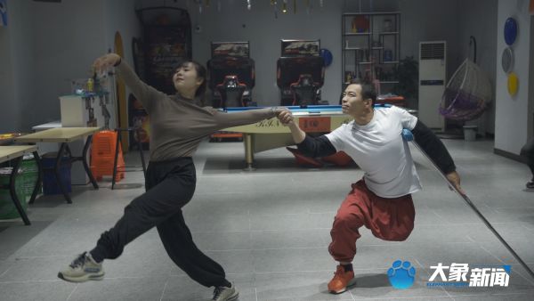 独家对话丨北京冬残奥会闭幕式演员翟孝伟，曾是河南暴雨中的“独腿”救援者休闲区蓝鸢梦想 - Www.slyday.coM