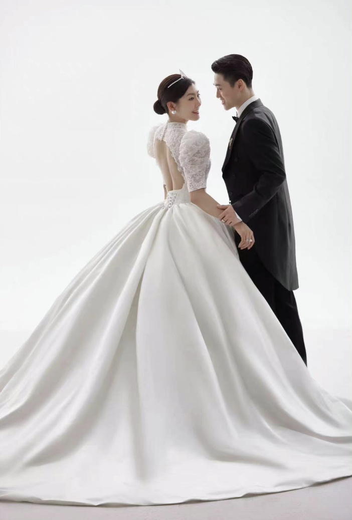 徐梦桃王心迪领证,两人穿国家队队服现身民政局,婚纱照幸福洋溢休闲区蓝鸢梦想 - Www.slyday.coM 徐梦桃王心迪领证,两人穿国家队队服现身民政局,婚纱照幸福洋溢休闲区蓝鸢梦想 - Www.slyday.coM