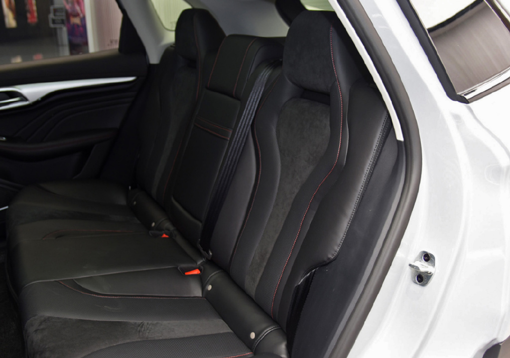 自主VS合资！大众ID.4X对比飞凡MARVEL R谁更超值？