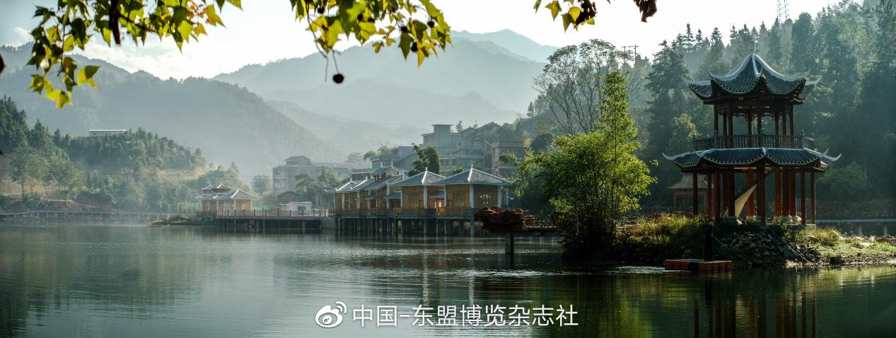 来宾金秀,一幅山水绘就的“纳凉图”