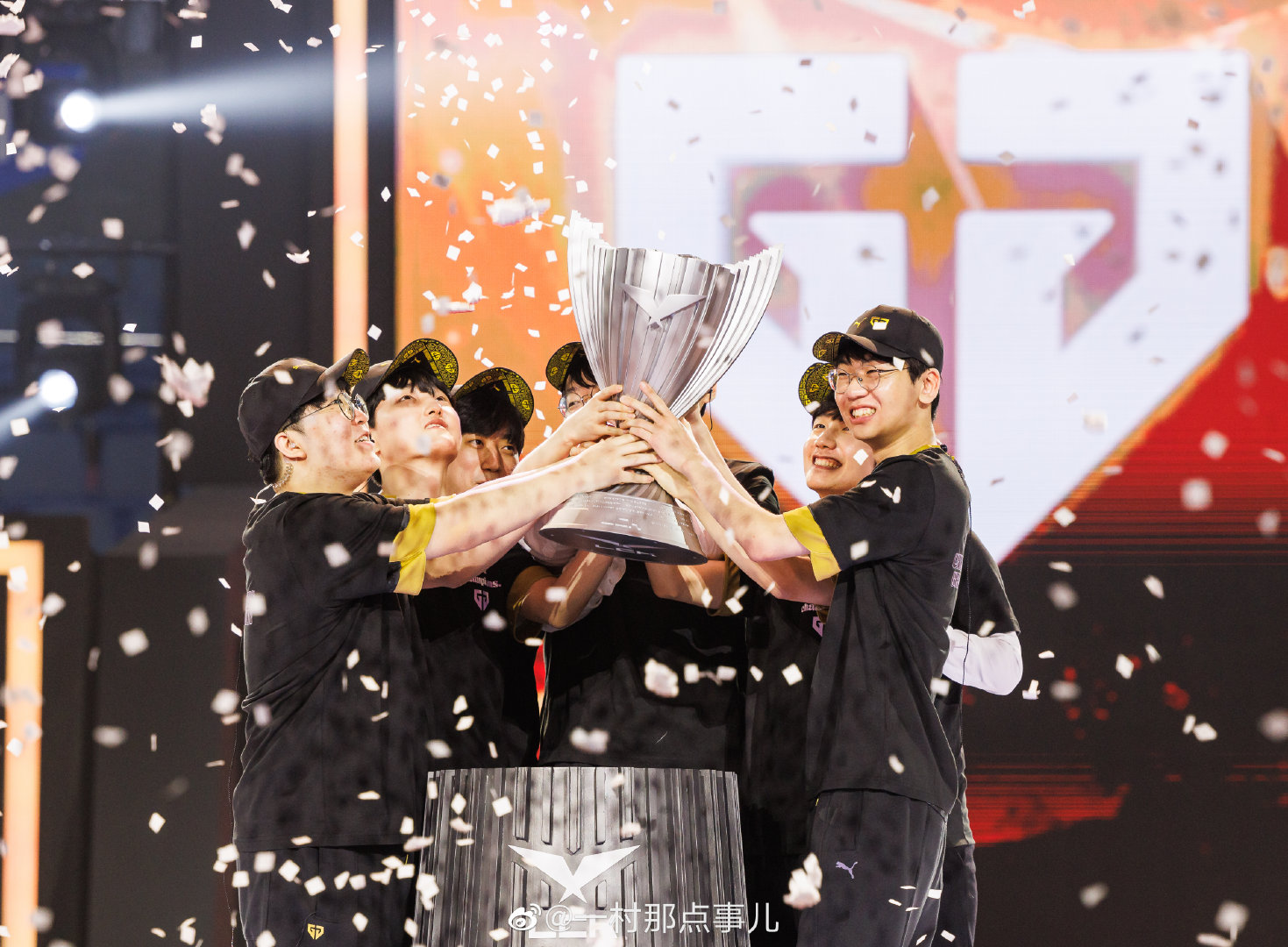 gen夺冠现场返图__财经头条