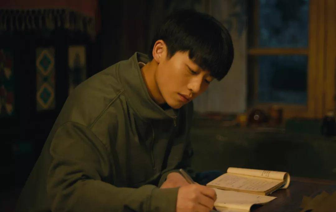 人世间:兄妹情变“伪骨科”,冯玥恋上表哥周楠,追随他考上清华休闲区蓝鸢梦想 - Www.slyday.coM 人世间:兄妹情变“伪骨科”,冯玥恋上表哥周楠,追随他考上清华休闲区蓝鸢梦想 - Www.slyday.coM