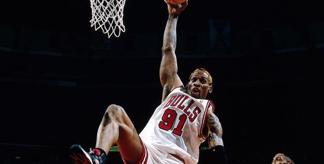 罗德曼弹跳出众,拿了7次篮板王,为何职业生涯只有29次扣篮?