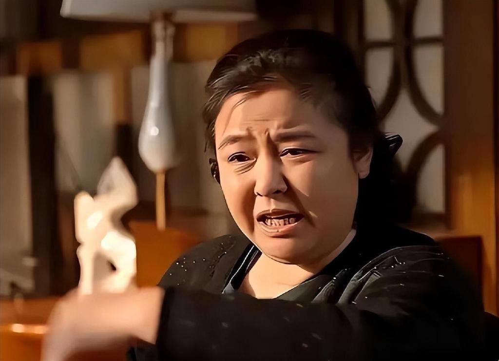 年轻时貌比天仙,中年却成“土肥圆”,7位女星的颜值太可惜了|王澜|叶蕴仪|沈傲君_新浪新闻