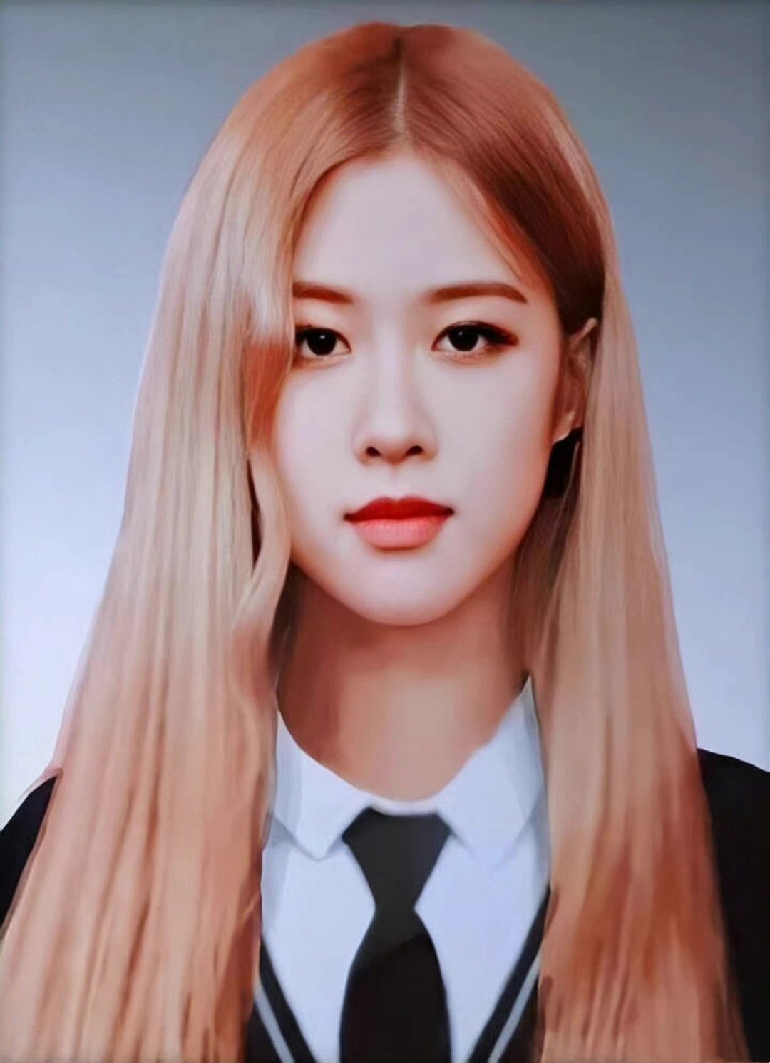 rose的饭修证件照!