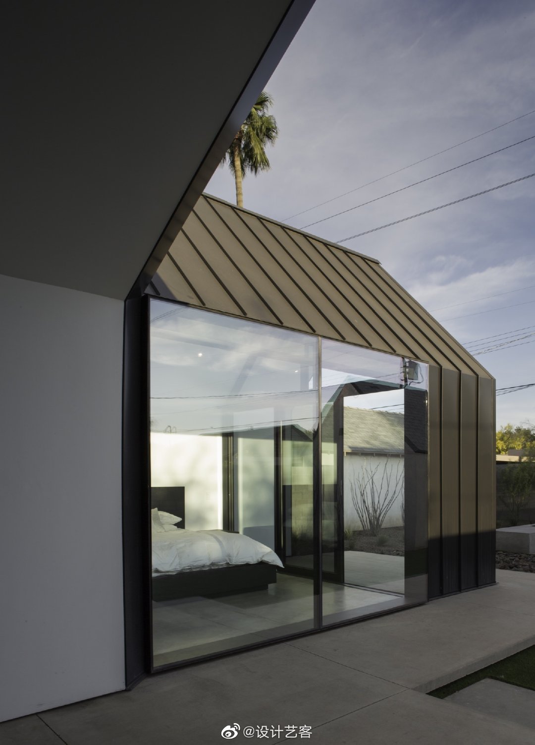 现代坡屋顶住宅简而有品