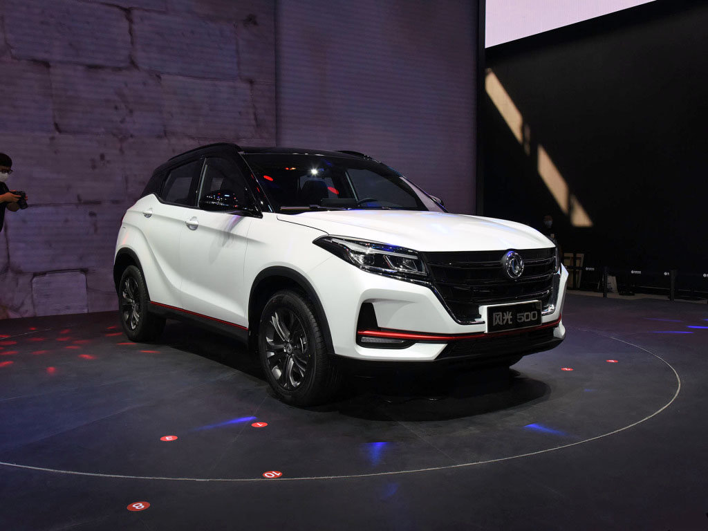 suv市场的新选手,售价4.98万元,东风风光500正式上市