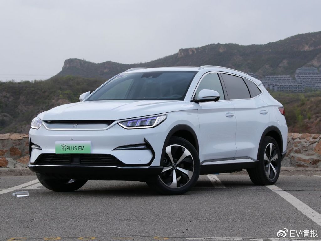 2023上海车展：比亚迪全新中型纯电SUV宋L亮相