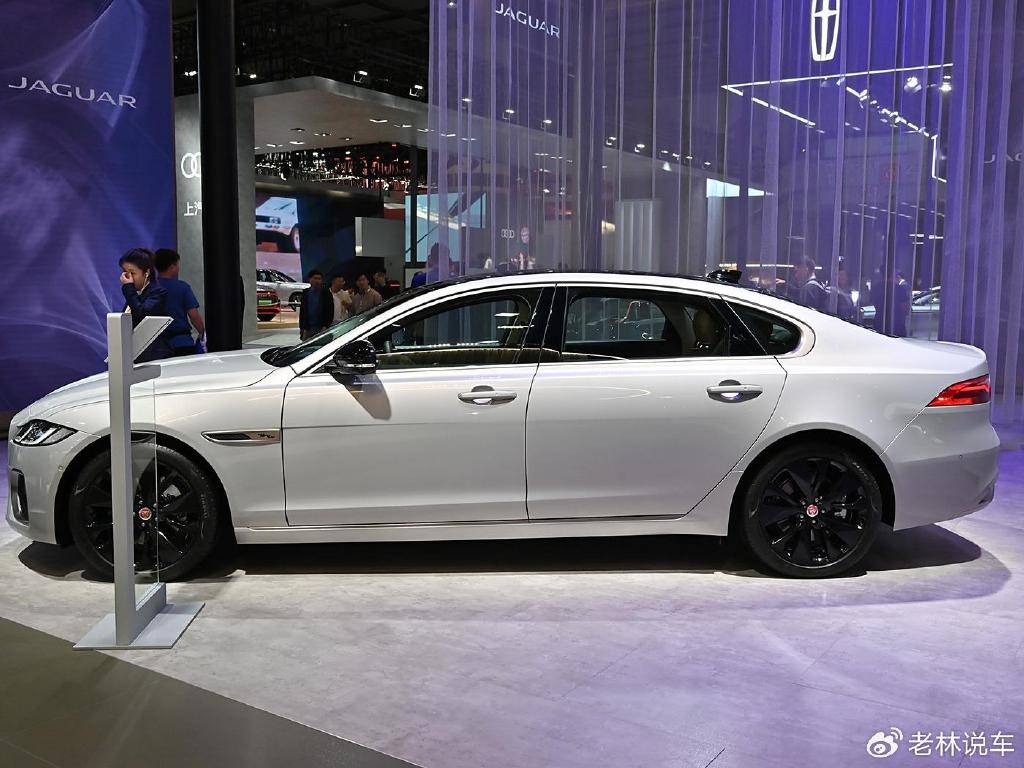 豪华车"跌麻了"!长超5米1,配2.0t 8at,底盘高级,跌至21万多