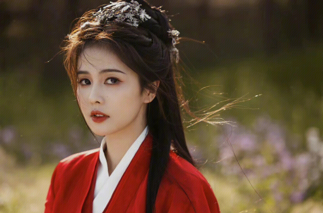 白鹿 高清图片 古装_高清图集_新浪网