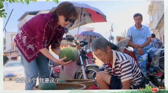 三百六十度曝光女神,又一位女演员走下神坛,却让观众拍手叫好休闲区蓝鸢梦想 - Www.slyday.coM 三百六十度曝光女神,又一位女演员走下神坛,却让观众拍手叫好休闲区蓝鸢梦想 - Www.slyday.coM