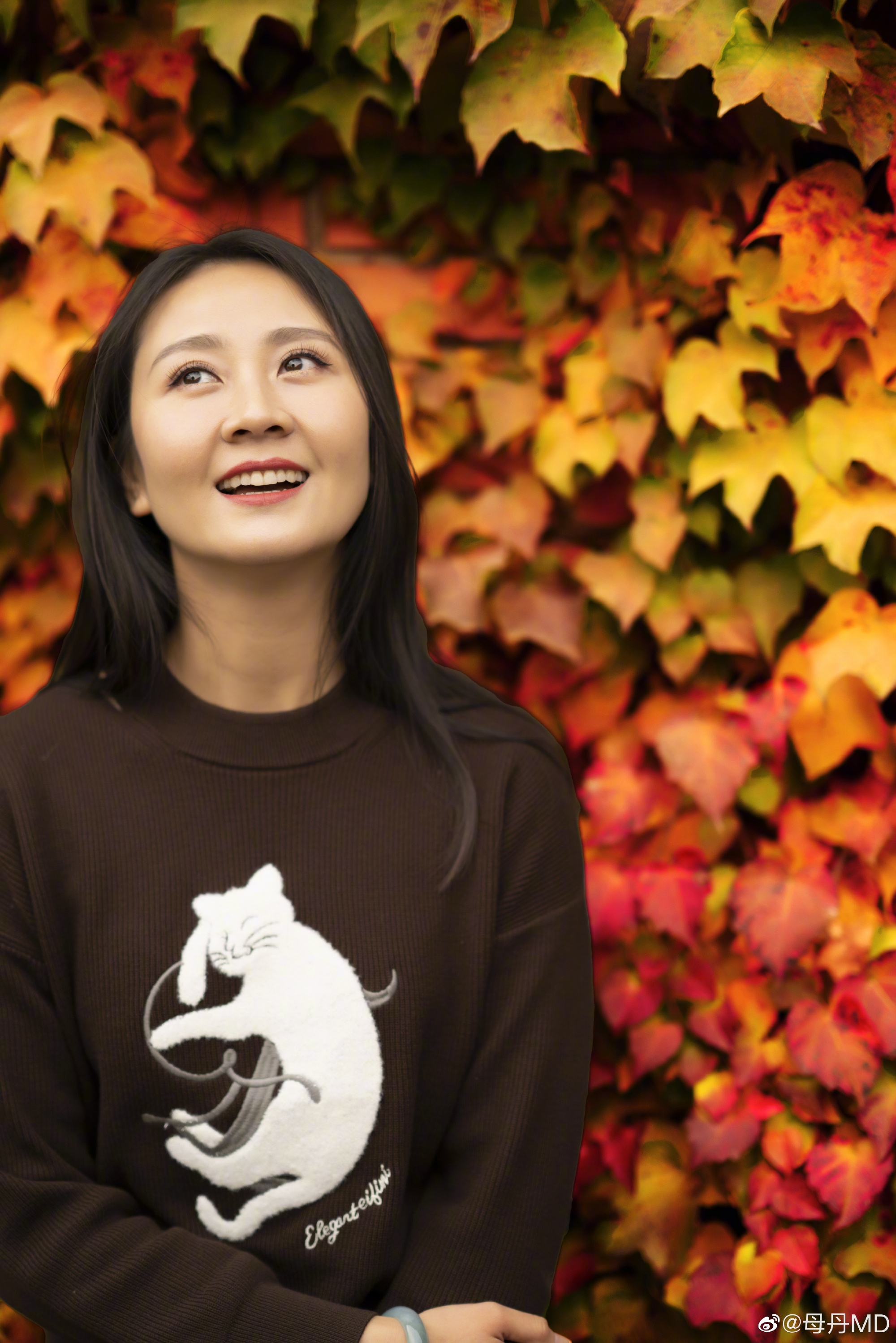 《欢天喜地七仙女》中橙儿的扮演者母丹称不认识张颜齐