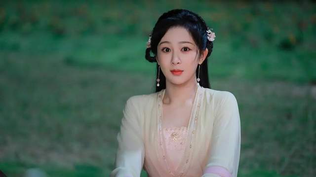 杨紫《沉香如屑》上线！却被恶意刷低分、还因“小三”事件被抵制休闲区蓝鸢梦想 - Www.slyday.coM