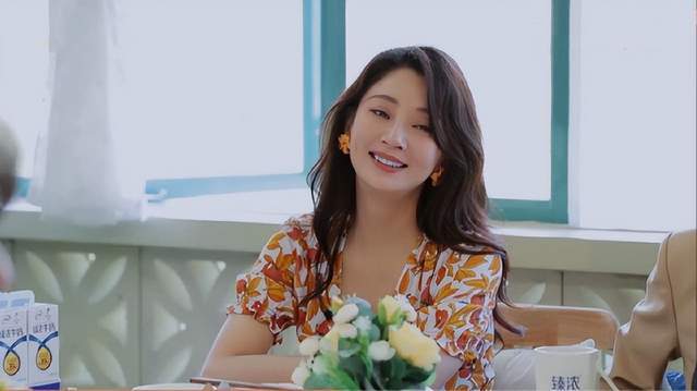 三百六十度曝光女神,又一位女演员走下神坛,却让观众拍手叫好休闲区蓝鸢梦想 - Www.slyday.coM 三百六十度曝光女神,又一位女演员走下神坛,却让观众拍手叫好休闲区蓝鸢梦想 - Www.slyday.coM