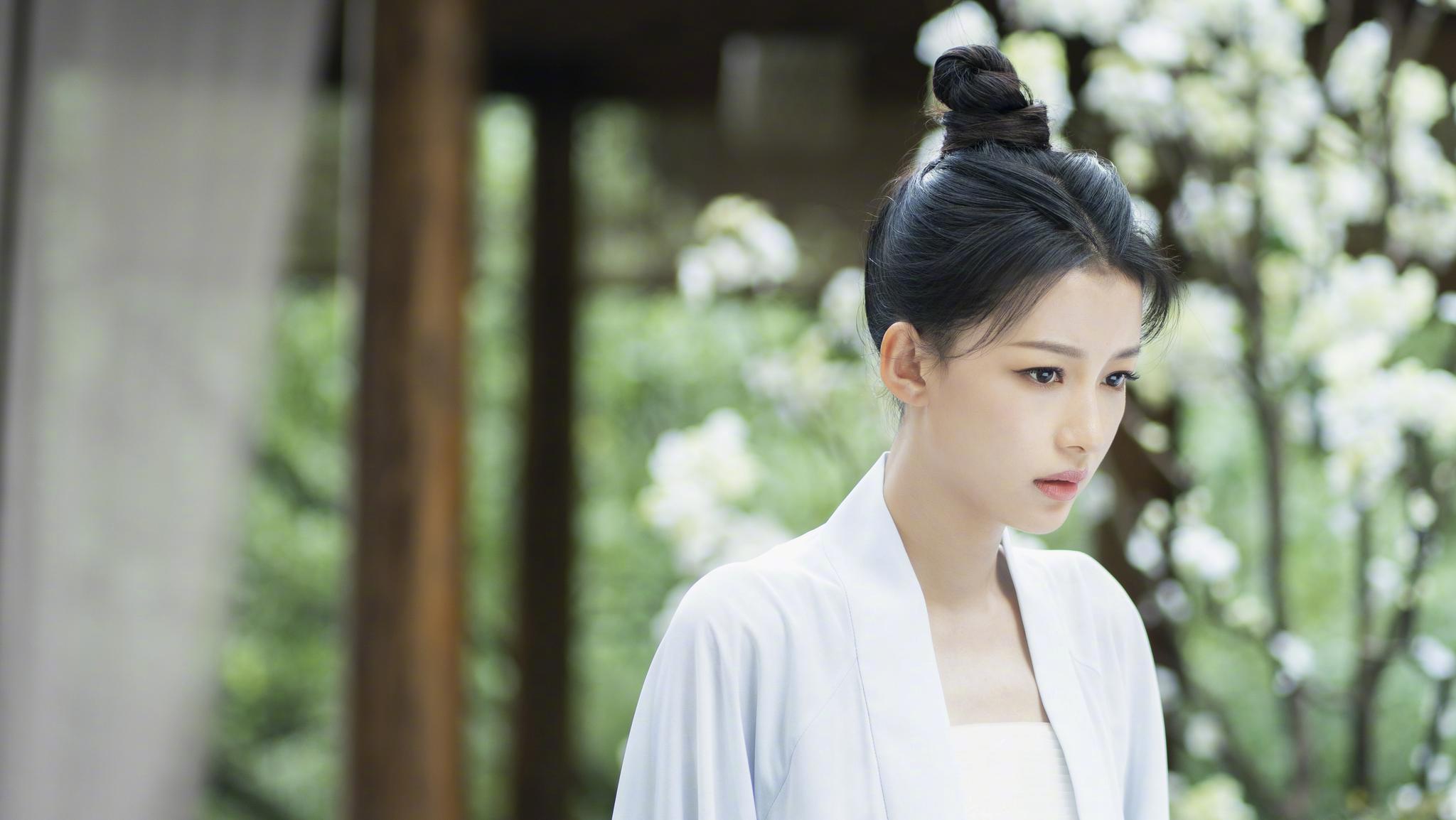 之前只觉得孙怡的现代装很美没想到古装也如此惊艳