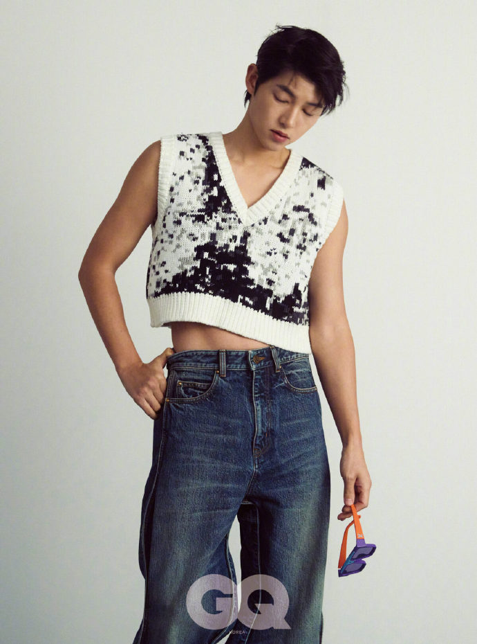 宋仲基 gq korea 3月刊封面画报