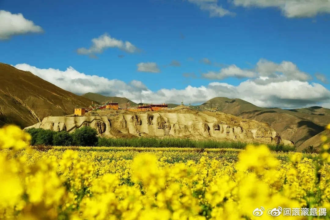 从西藏自治区山南市泽当镇出发
