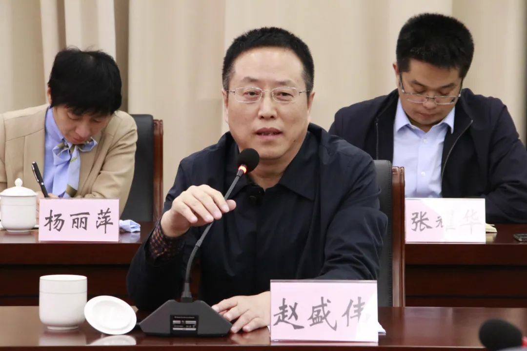 北印赵盛伟副书记表示龙港是国内知名的印刷包装产业