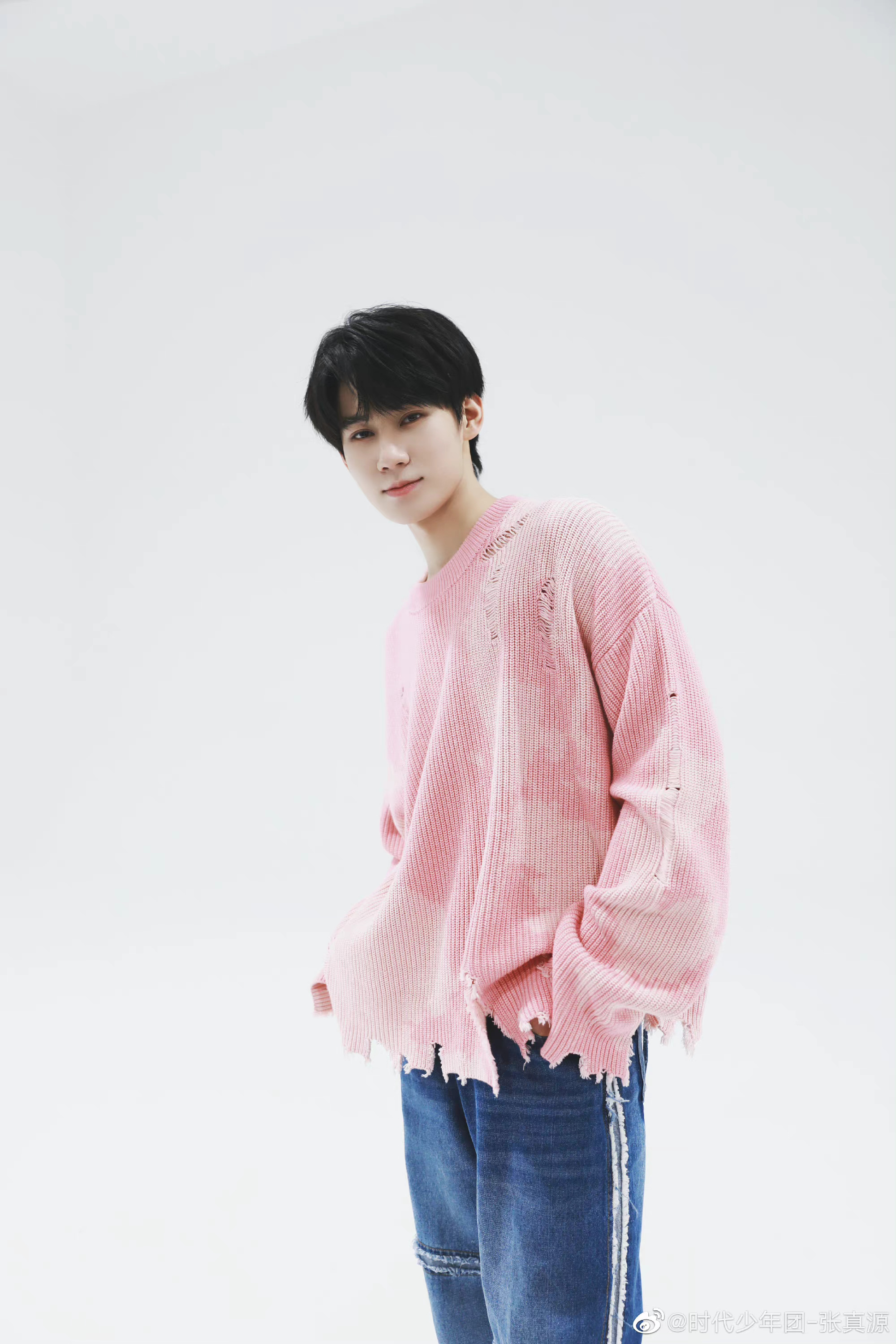 张真源戴口罩的仪式感每周七天不重样一天换一个