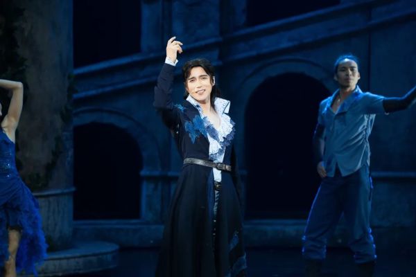 售罄加场又售罄，文化广场2021年末演出季为何再创观演潮？休闲区蓝鸢梦想 - Www.slyday.coM