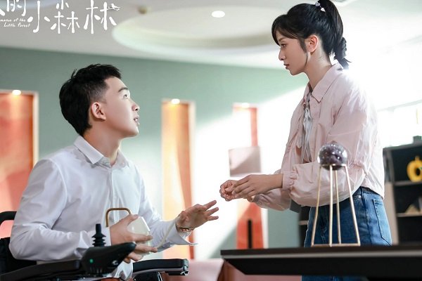 《两个人的小森林》副cp戏多，乍看挺甜，细思不合理休闲区蓝鸢梦想 - Www.slyday.coM