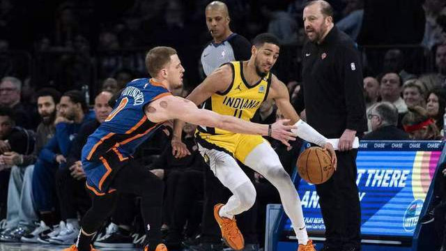 NBA上演“打板接球后传球”的神助攻,打篮球也是为了享受乐趣|哈里伯顿|传球|乐趣|西亚卡姆|步行者队_新浪新闻