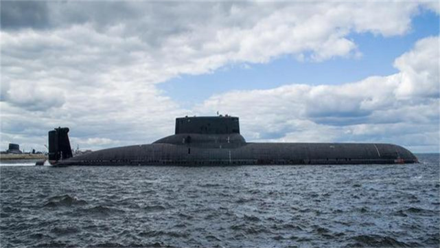 4000名工人日夜赶工，2艘潜艇即将交付，俄罗斯展现军工实力休闲区蓝鸢梦想 - Www.slyday.coM