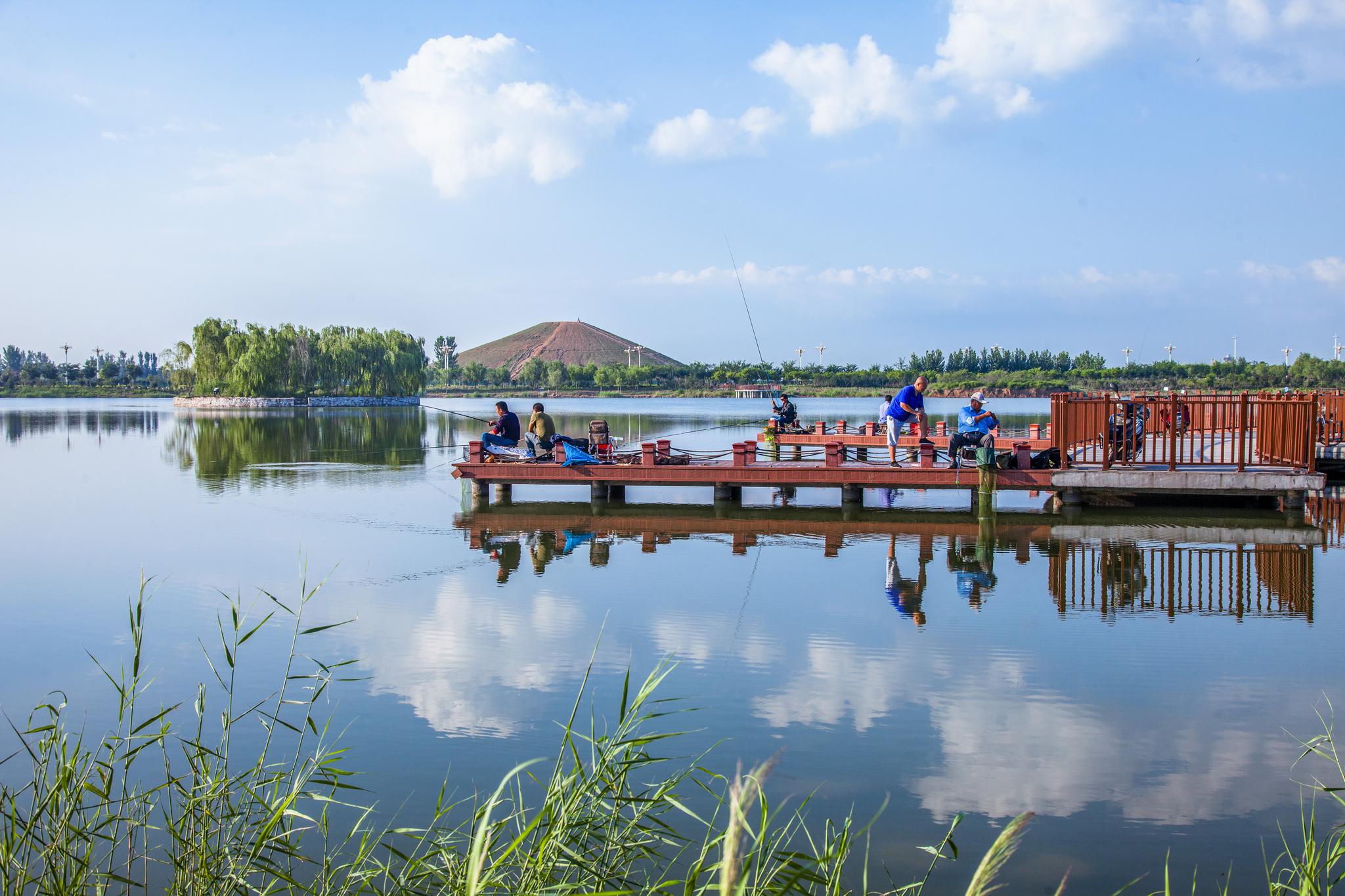 邢台巨鹿红杏商务节18日开幕,书记县长将云带货