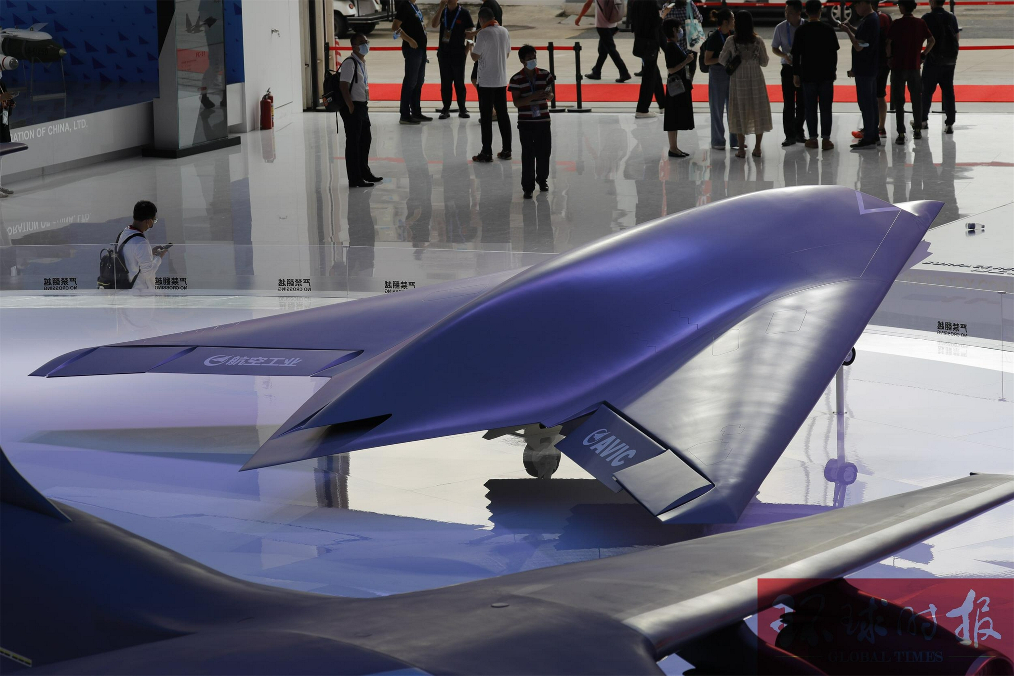 可对敌纵深目标实施精确打击,攻击-11隐身无人机首次亮相珠海航展