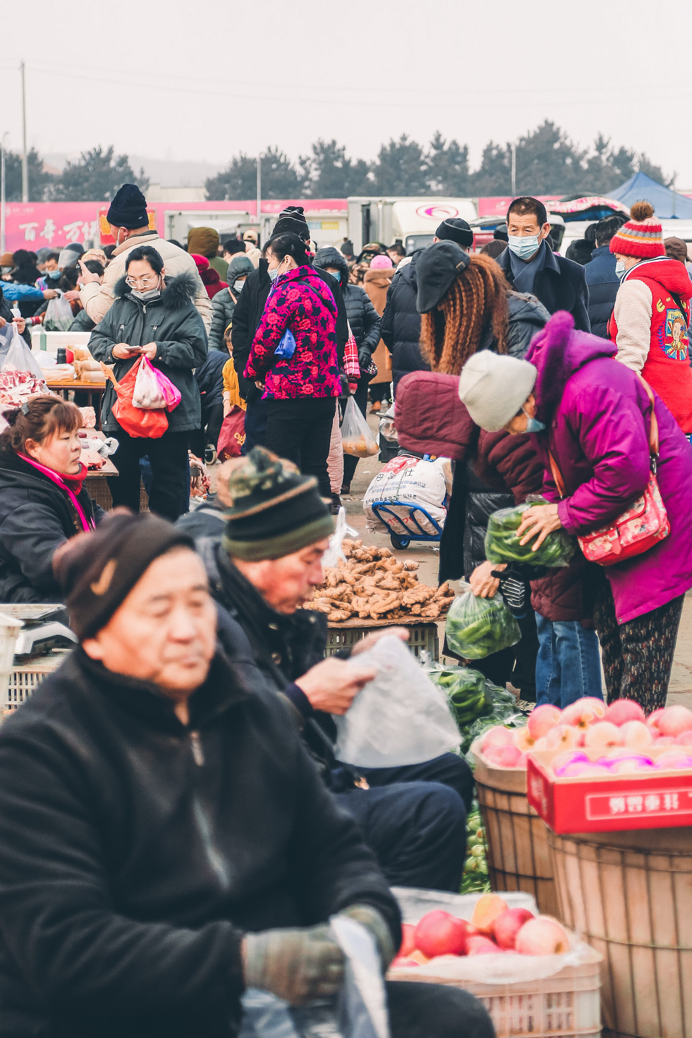 年前赶集热闹得很太有年味了