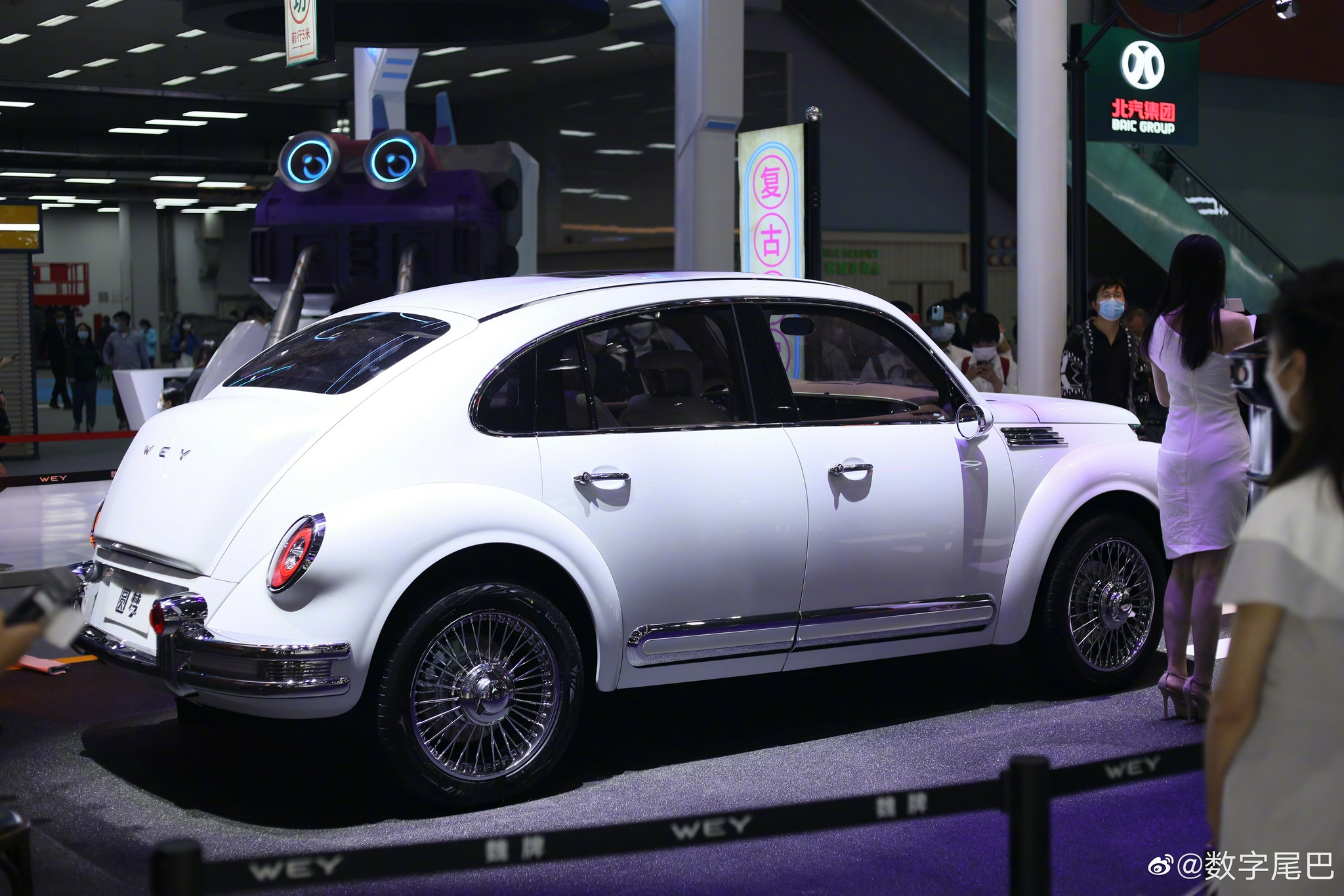 魏派之前公布的复古造型电动车,名字就叫『圆梦』……-新浪汽车