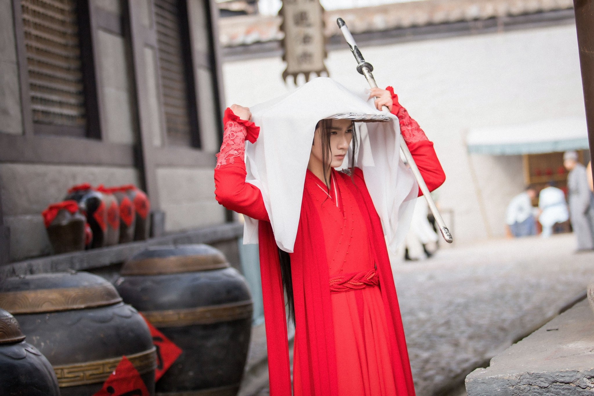 李宏毅武林有侠气白衣撑伞剧照白岳清秀又帅气