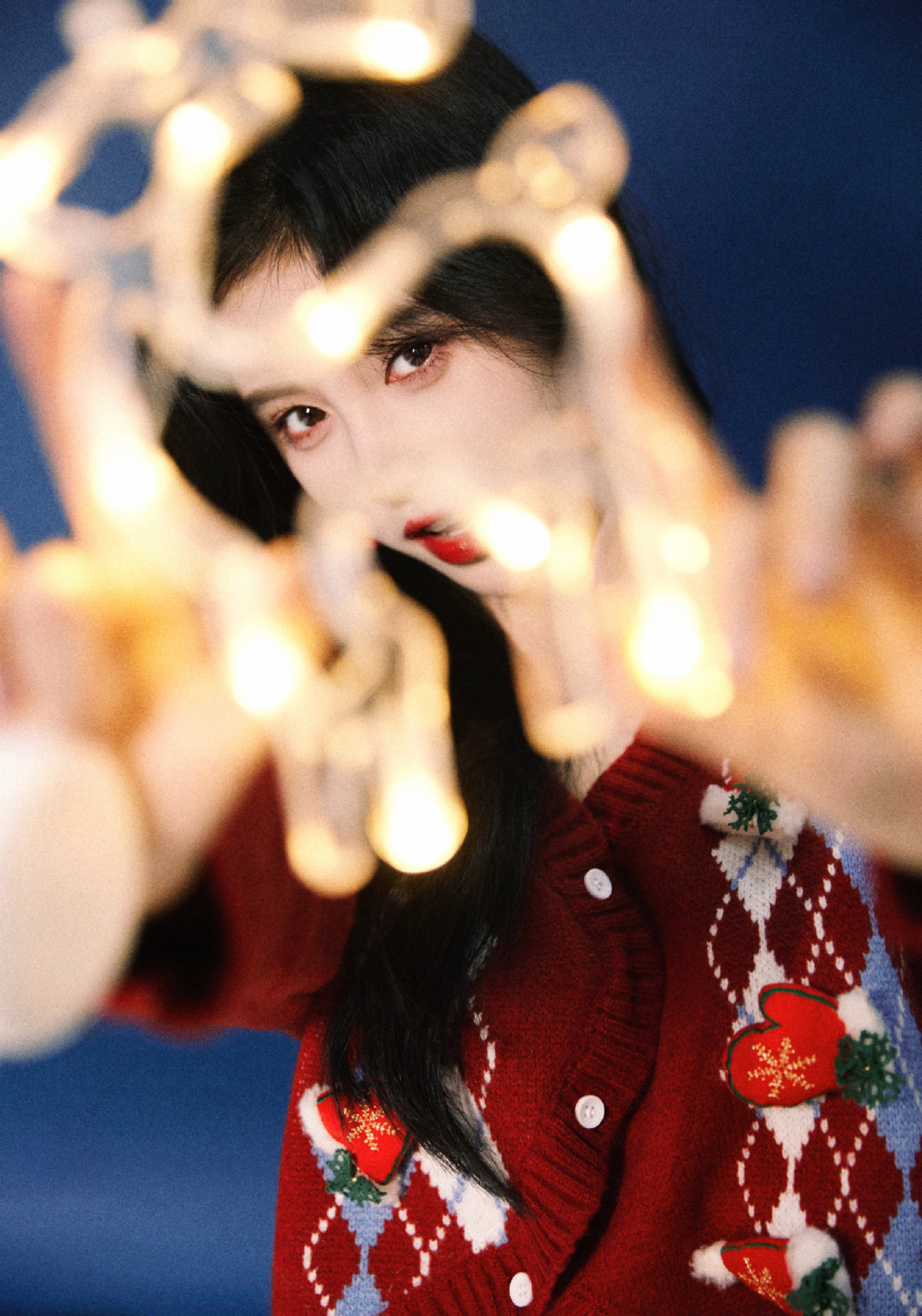 鞠婧祎 「圣诞快乐~」 浪漫满载,平安喜乐……__财经头条