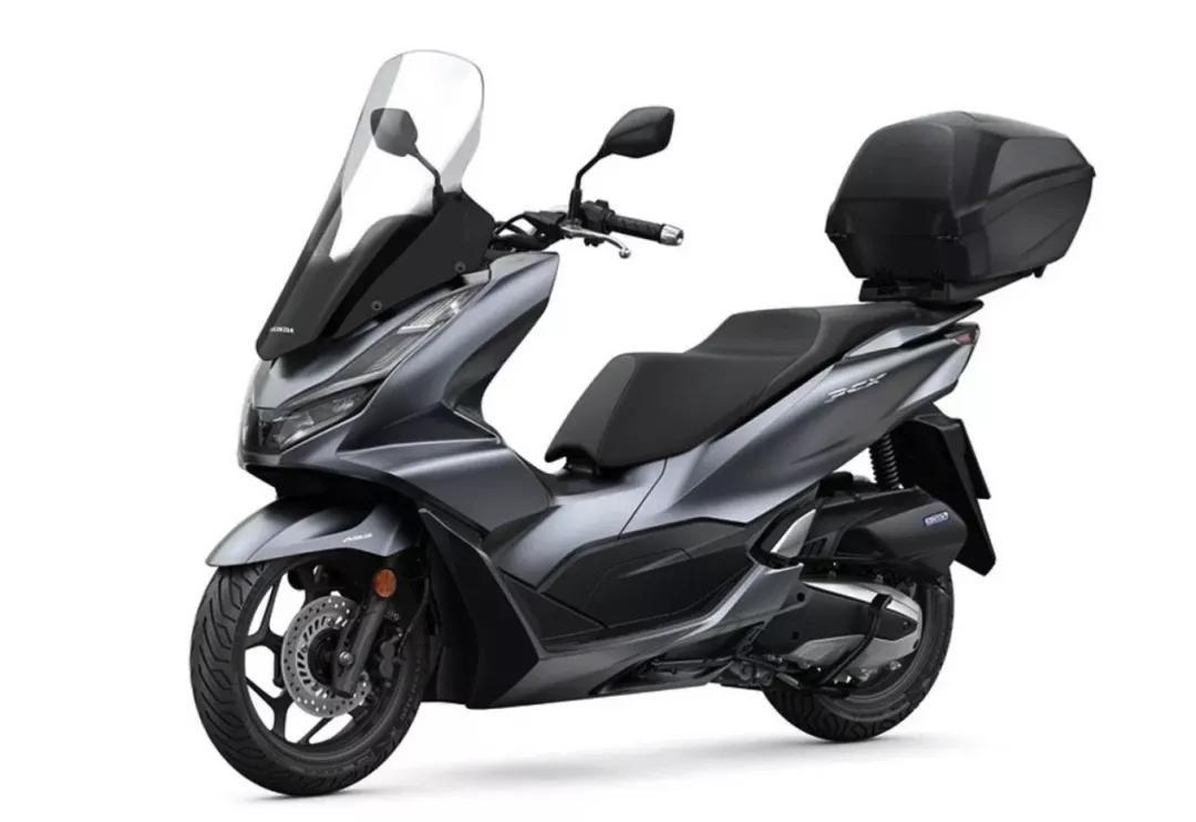 新款本田pcx踏板发布,加入四气门abs和牵引力控制