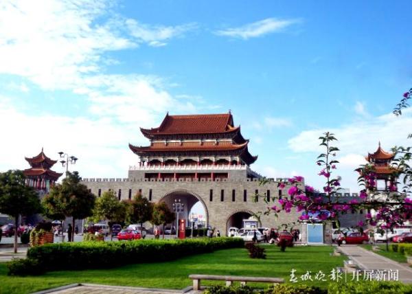 云南人口_云南一“不起眼”的城市,人口只有200多万,却是茶文化起源地