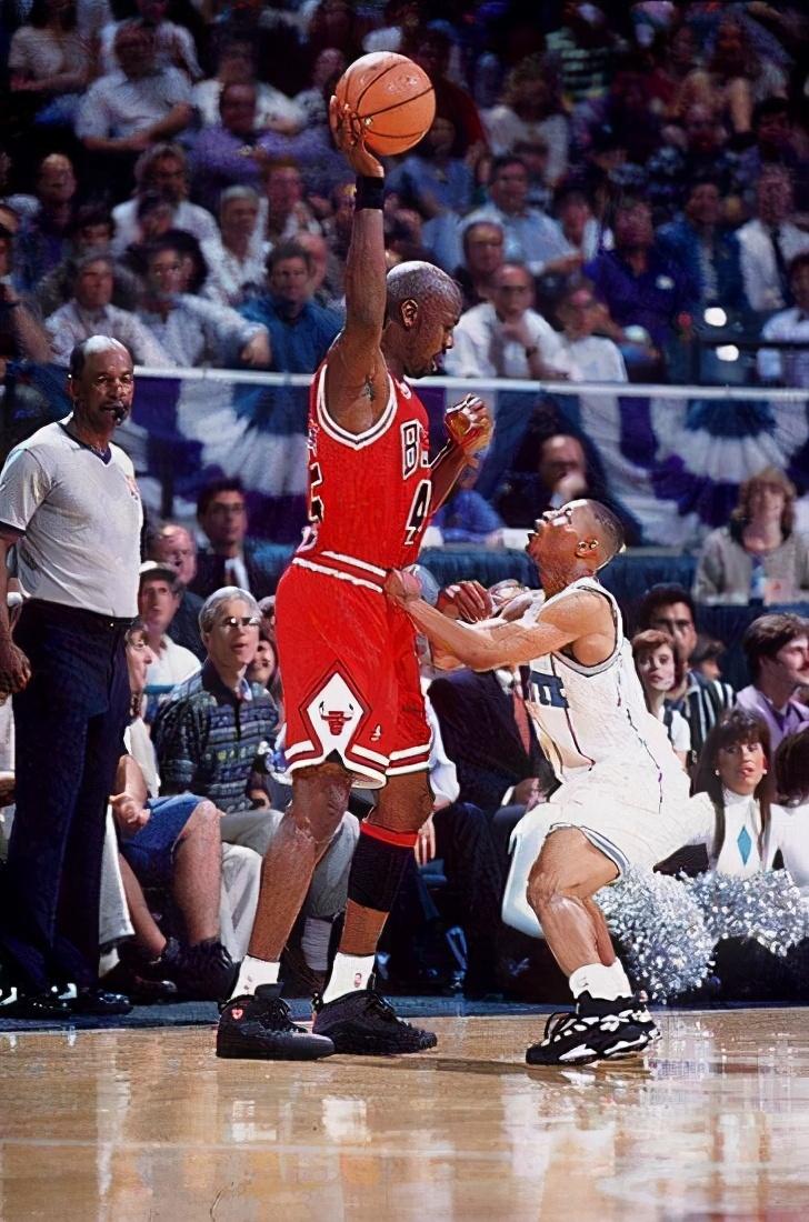 博格斯|顺位|身高_新浪新闻