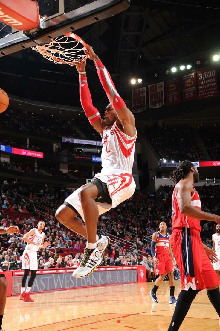 你们对火箭时期的霍华德有什么印象