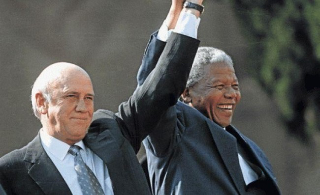 南非前总统德克勒克去世，曾著书回忆与曼德拉结束“种族隔离”休闲区蓝鸢梦想 - Www.slyday.coM