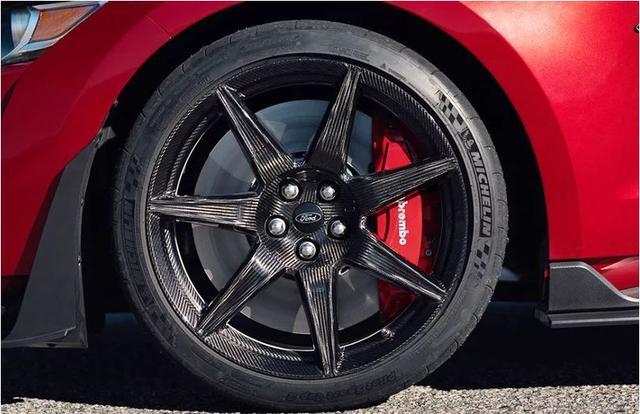 刹！刹！刹！新冠肺炎下的全球汽车产业