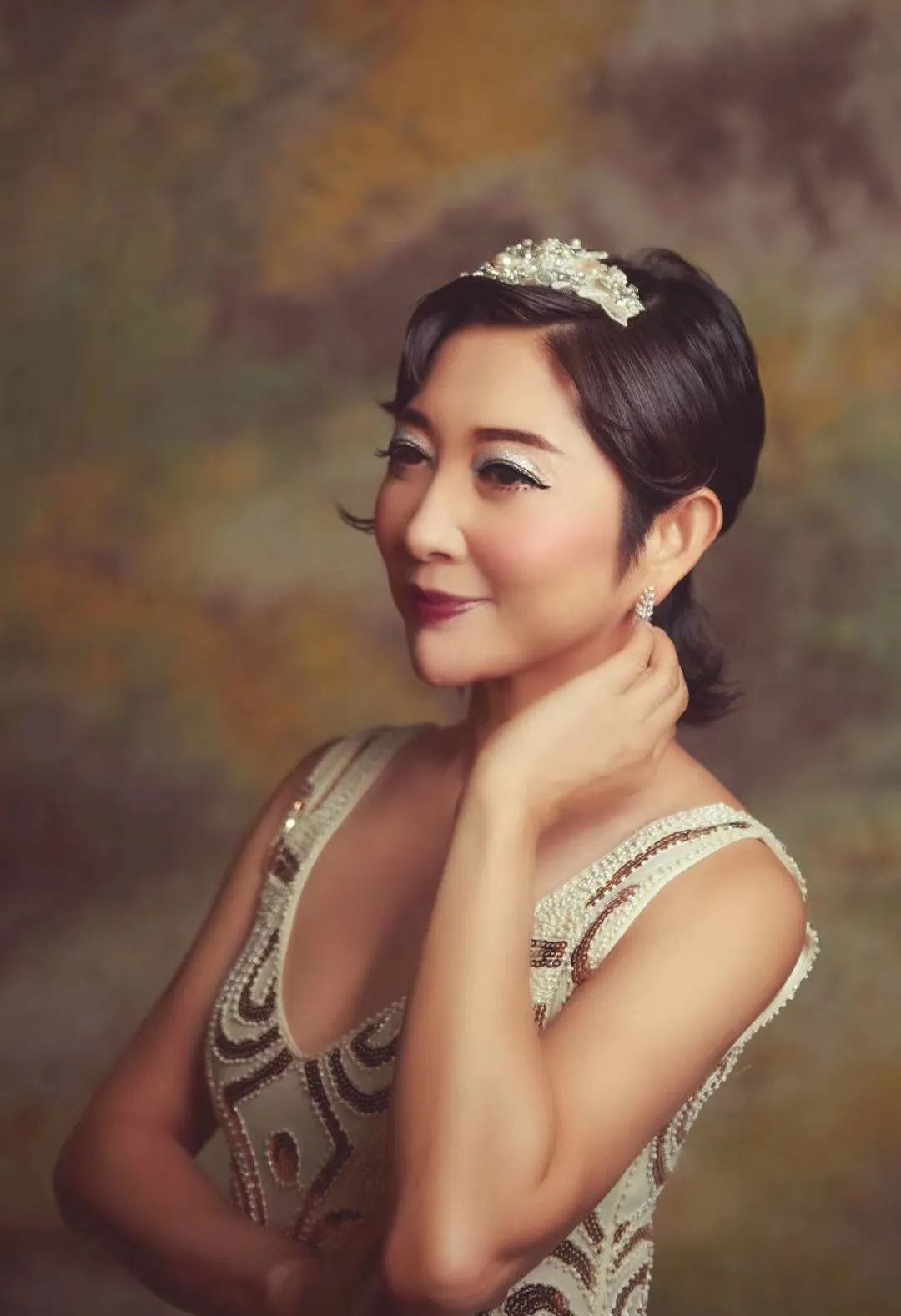 一路向南 活出又a又飒的自己|凤凰卫视|吴学兰|评论员_新浪新闻