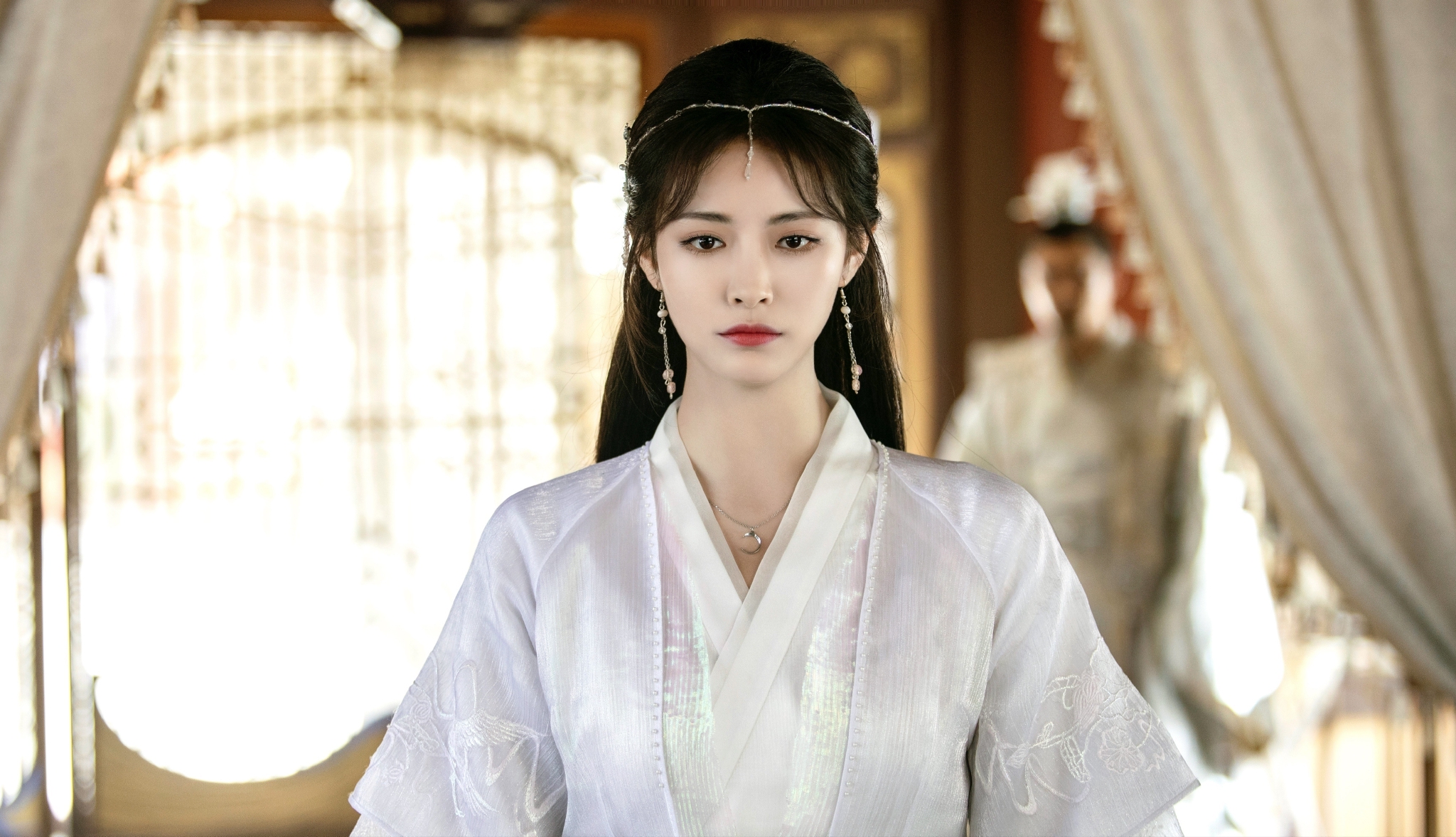 许佳琪《清风朗月花正开》__财经头条