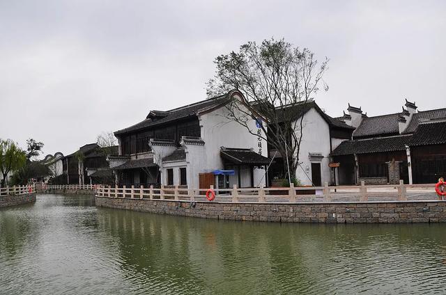 天之水网,天水文化旅游网络直播基地带您走进盐城大纵湖影视城!