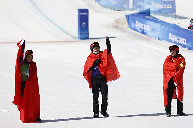 点赞！三面五星红旗在北京冬残奥赛场升起，4名中国选手创