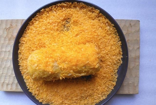按照方法来,颜色金黄外酥里嫩|面包糠|油炸|食材_新浪新闻
