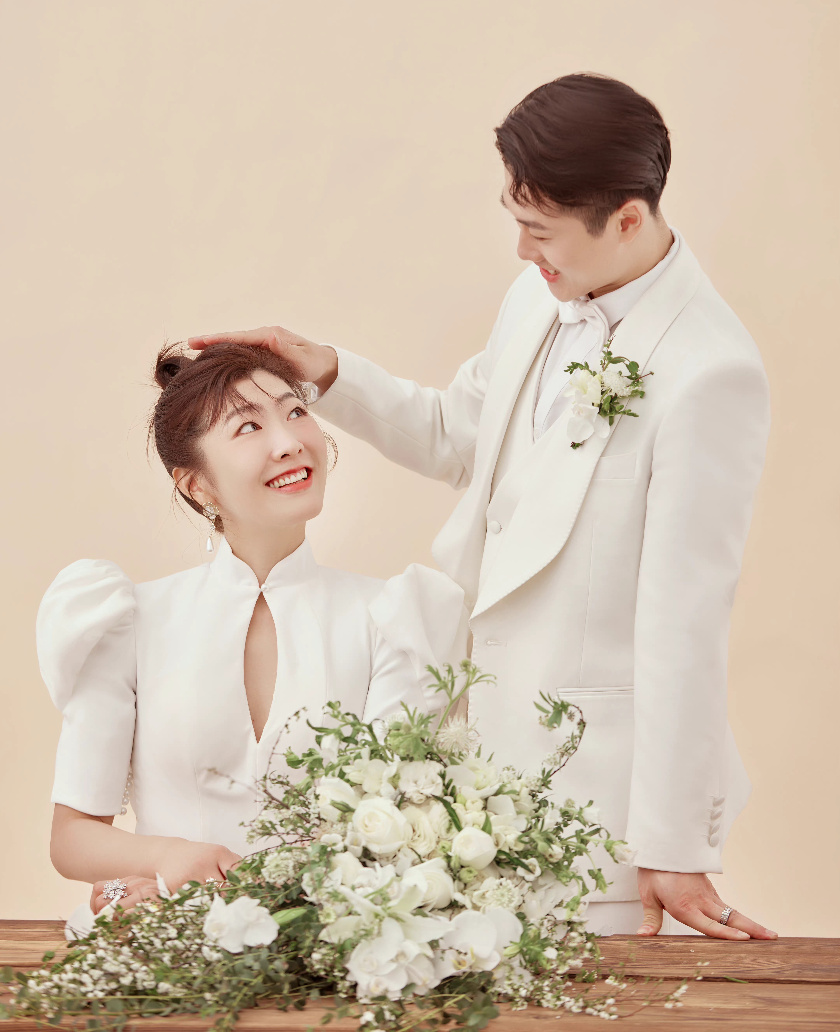 徐梦桃王心迪领证,两人穿国家队队服现身民政局,婚纱照幸福洋溢休闲区蓝鸢梦想 - Www.slyday.coM 徐梦桃王心迪领证,两人穿国家队队服现身民政局,婚纱照幸福洋溢休闲区蓝鸢梦想 - Www.slyday.coM