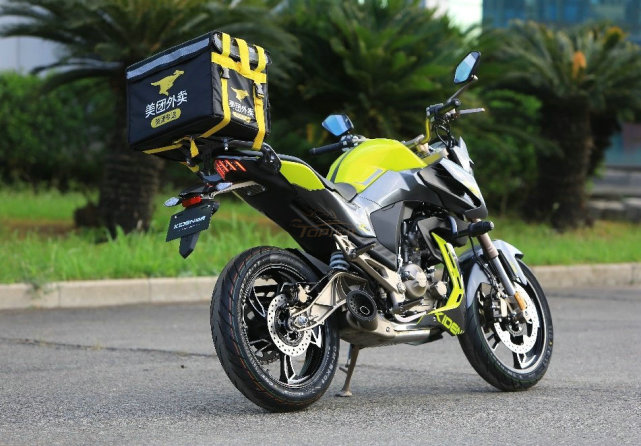 大油箱配置高 为外卖小哥打造 启典150z2实用型街车