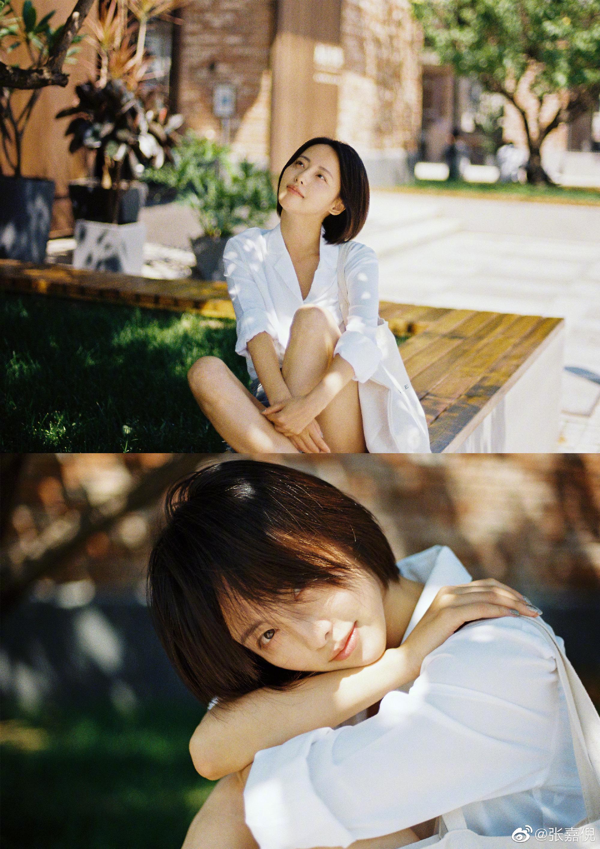 张嘉倪分享了一组海边大片,干净清爽,美女和大海超搭! !
