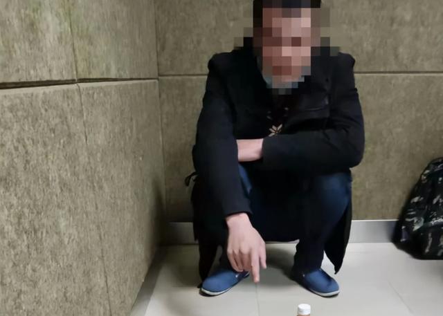 挨饿也不打工！武汉一男子嫌日资350元太低，晚上饿到出门偷窃被拘休闲区蓝鸢梦想 - Www.slyday.coM