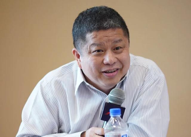 同盾科技副总裁 李伟东同盾科技副总裁李伟东表示,线下业务变线上,是