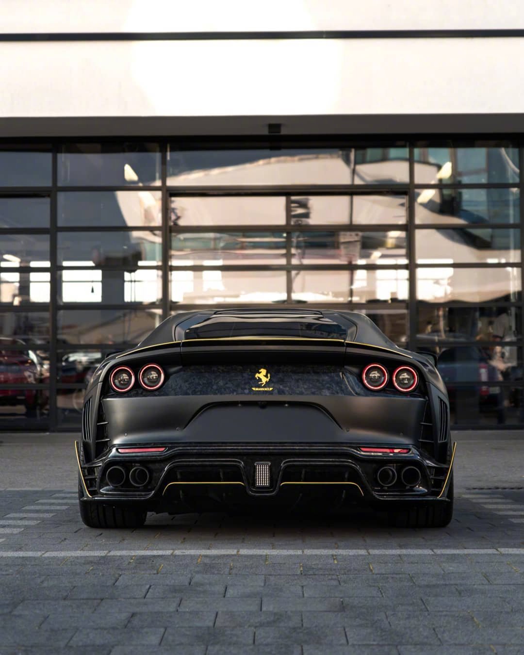 法拉利ferrari812superfastbymansorystallone